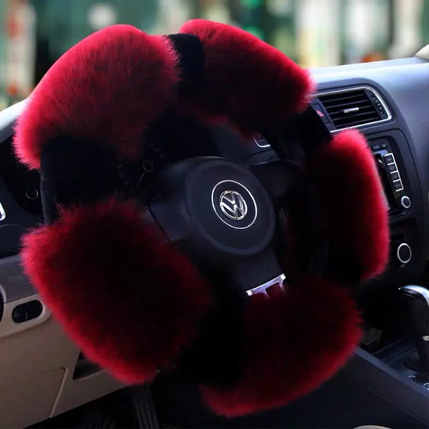 Housse De Volant Hiver En Fourrure Fluffy - ConfortVoiture.fr