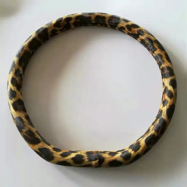 Housse De Volant Motif Léopard Forme D-Antidérapante - ConfortVoiture.fr