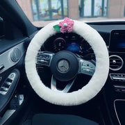 Housse De Volant Fourrure Blanche Parfaite Pour L'Hiver - ConfortVoiture.fr