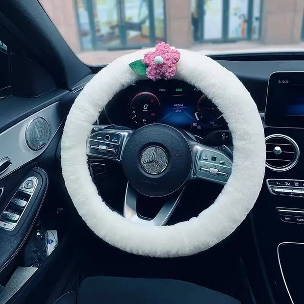 Housse De Volant Fourrure Blanche Parfaite Pour L'Hiver - ConfortVoiture.fr