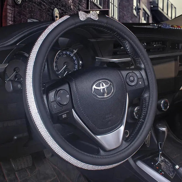 Housse De Volant En Cuir Décorée De Strass Bling - ConfortVoiture.fr