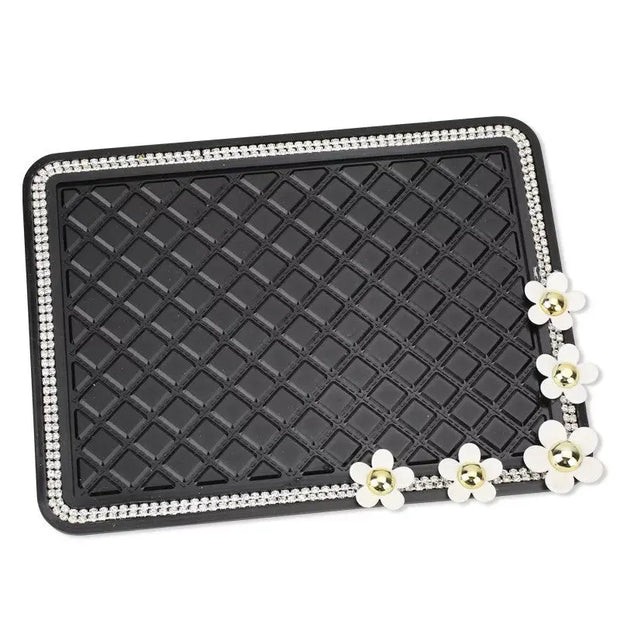 Tapis Antidérapant Tableau De Bord Avec Support Téléphone Daisy - ConfortVoiture.fr